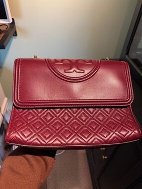 Tory Burch Fleming Quilted Leather Shoulder Bag - Burgundy